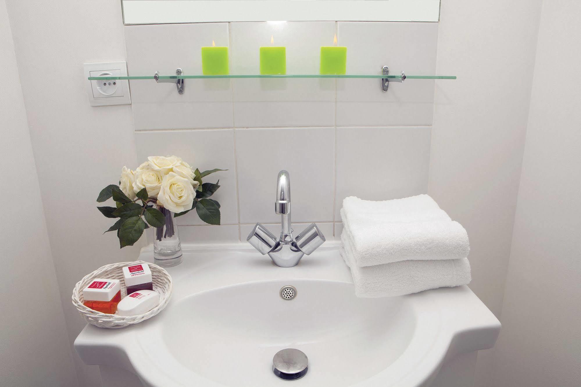 Sejours & Affaires Pantin Charles De Gaulle Aparthotel Luaran gambar